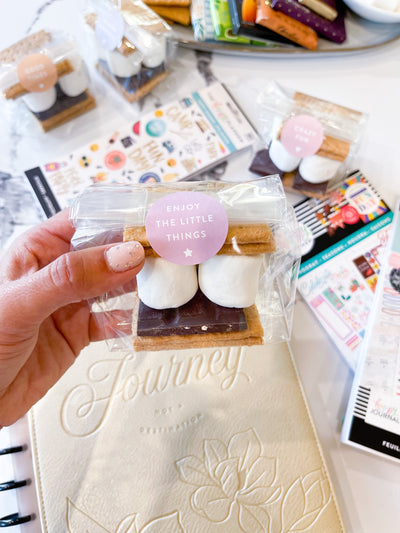 10 THINGS TO DO THIS 4TH OF JULY + DIY S’MORES KITS BY BRANDI MILLOY