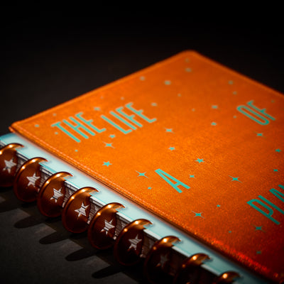 The Life of a Planner Girl - Deluxe Cover + Disc Set