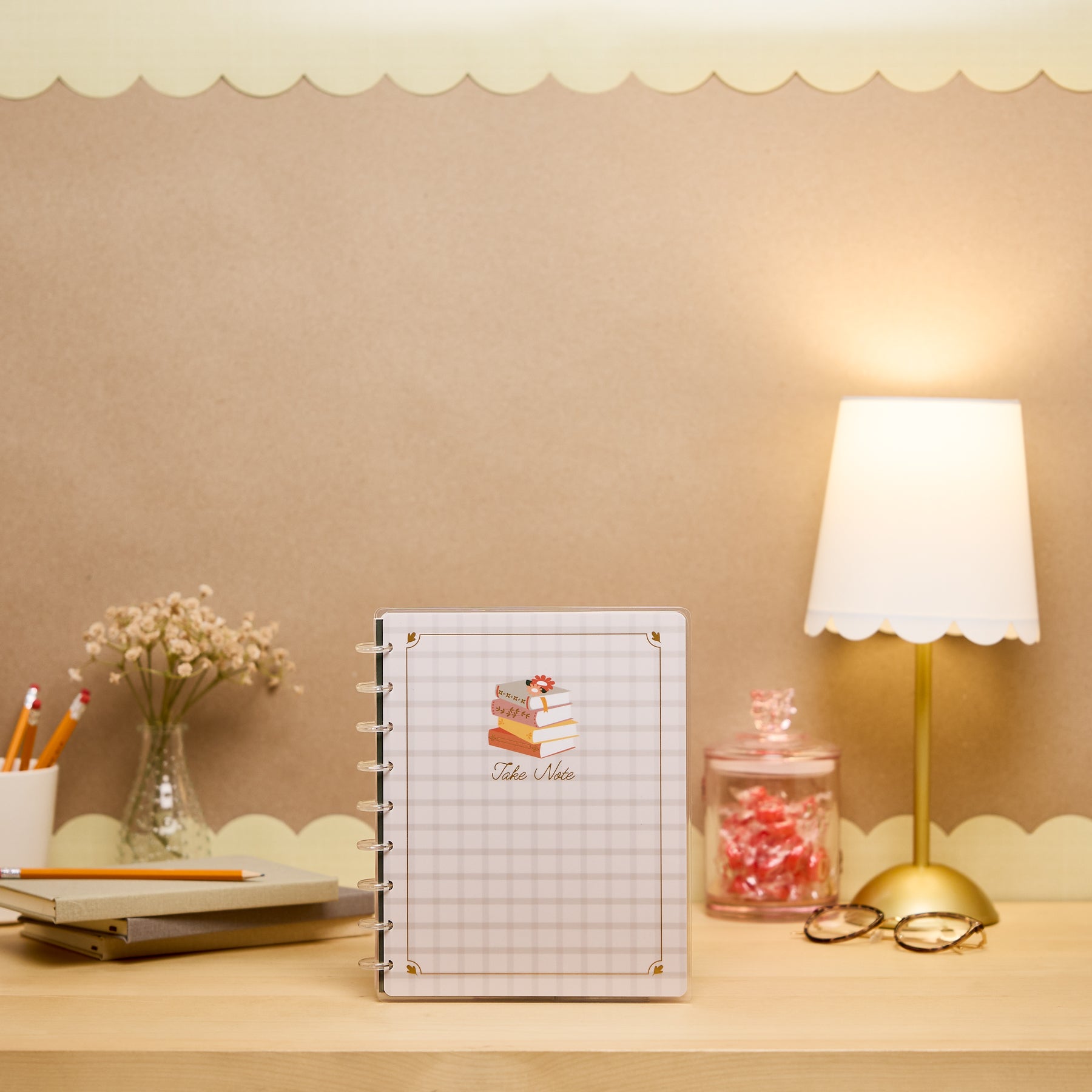 Notebook 60 Reading Hour - Dotted Lined Classic Notebook - 60 Sheets – Happy Planner