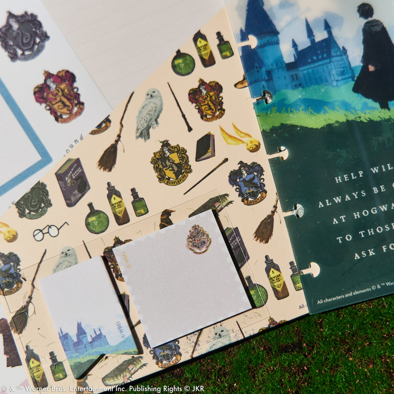 Harry Potter Enchanted Grounds - Classic Accessory Pack