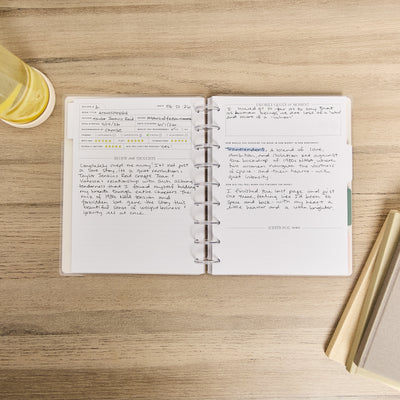 Modern Bookish - Classic Guided Reading Journal - 80 Sheets