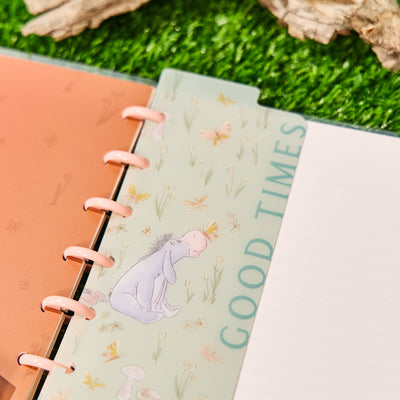 Disney Winnie the Pooh Seasonal - Classic Accessory Pack