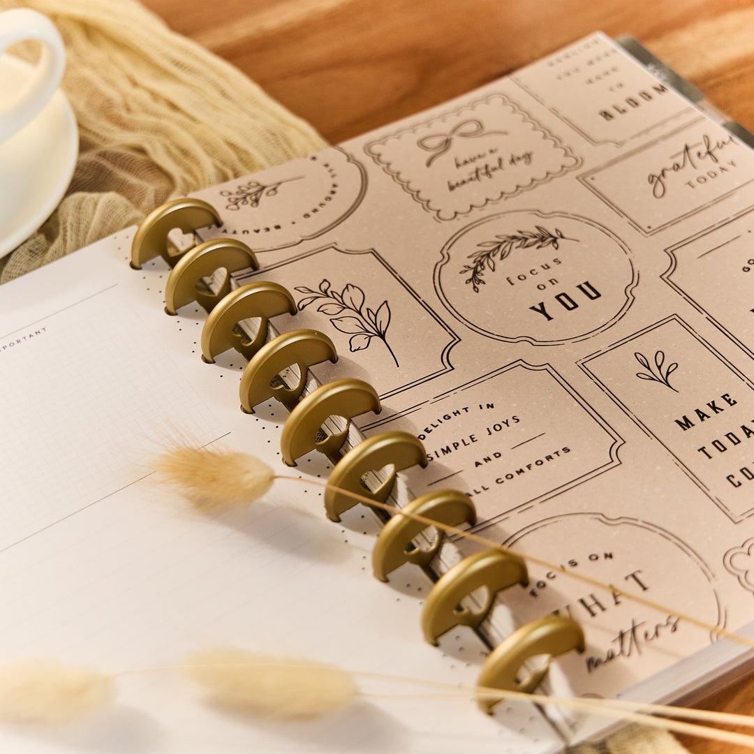 2026 Heritage Charm Customizable Planner - Classic Horizontal Layout - 12 Months