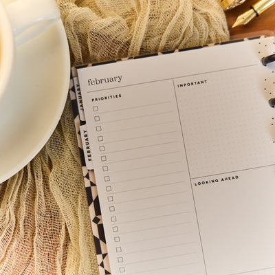 2037 Heritage Charm Customizable Planner - Mini Dashboard Layout - 12 Months