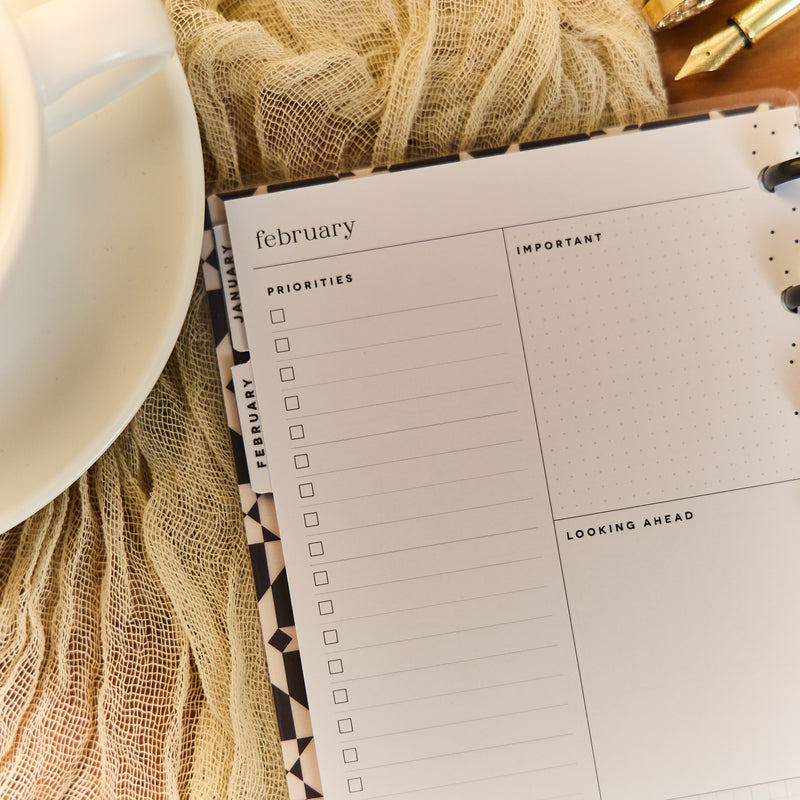 2037 Heritage Charm Customizable Planner - Mini Dashboard Layout - 12 Months