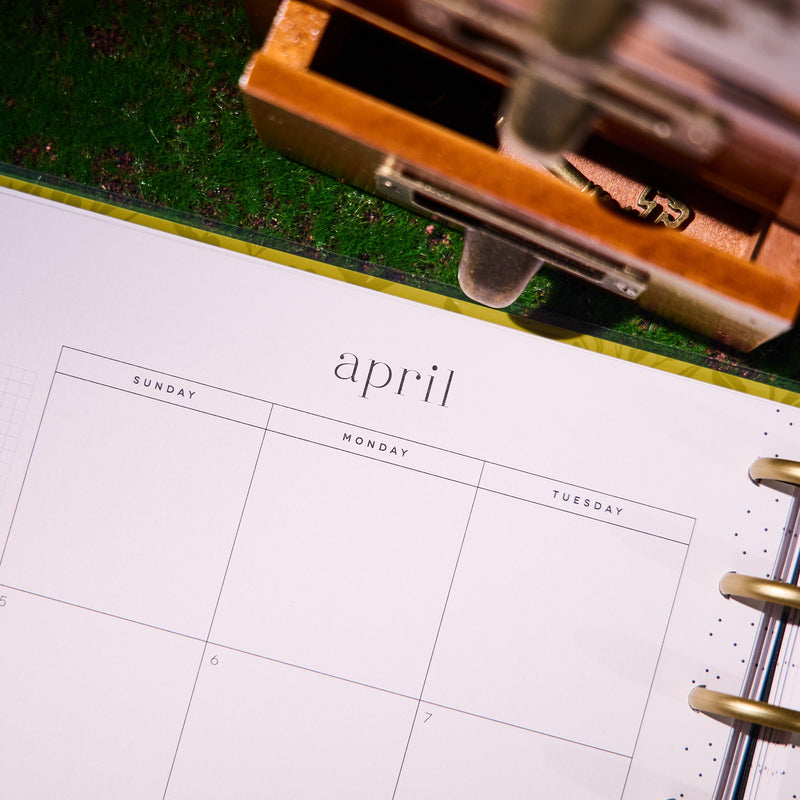 2034 Herbarium Customizable Planner - Big Dashboard Layout - 12 Months