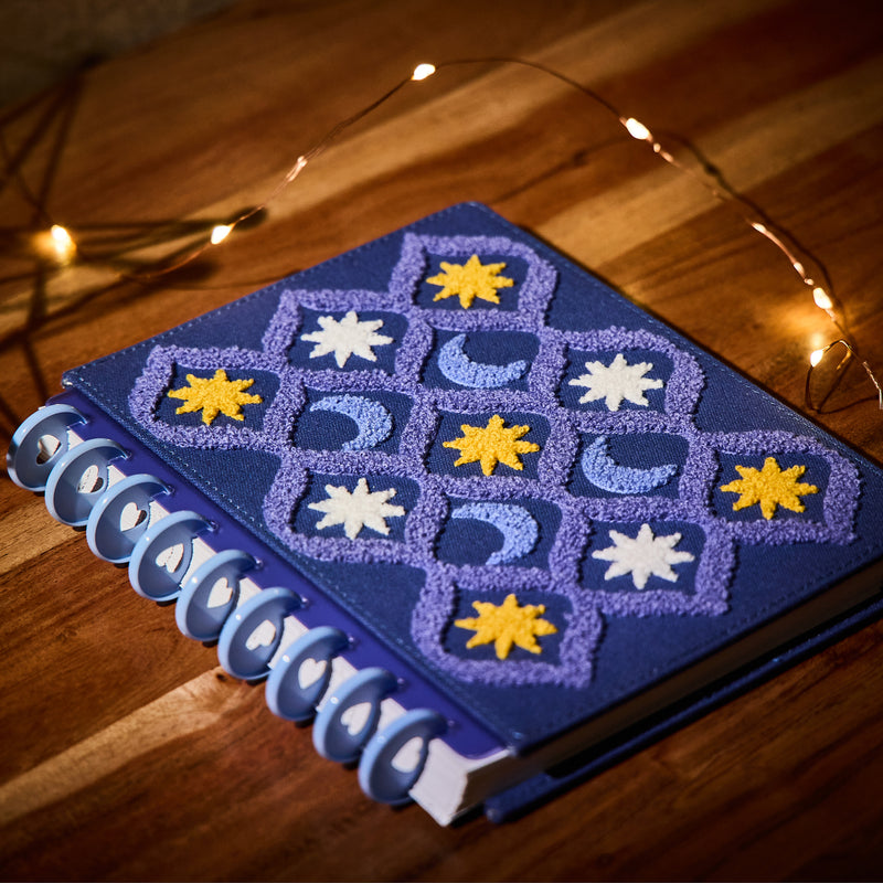 2028 SPECIALTY Star Signs Customizable Planner - Classic Horizontal Layout - 12 Month