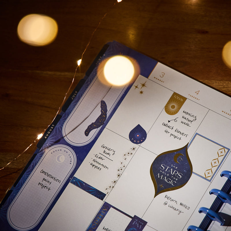 2030 Star Signs Customizable Planner - Big Vertical Layout - 12 Month