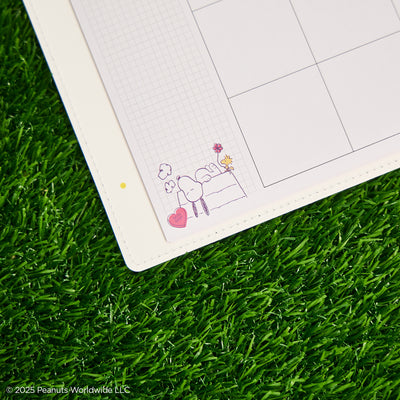 PEANUTS™ - Celebrate the Seasons - Be Happy Box