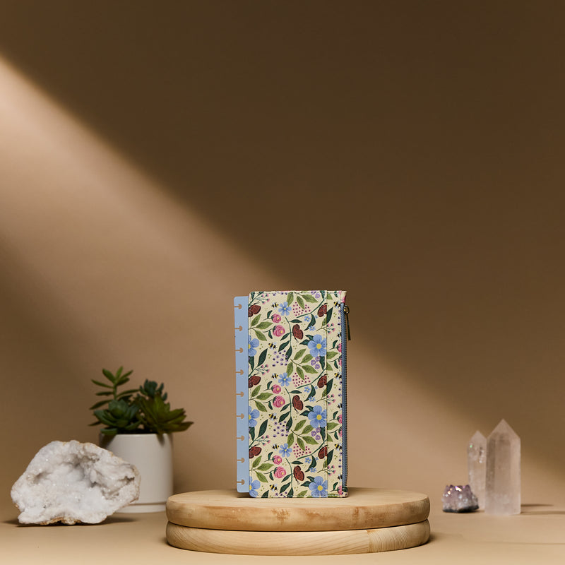 Buzzy Garden - Snap In Classic Card Holder Wallet