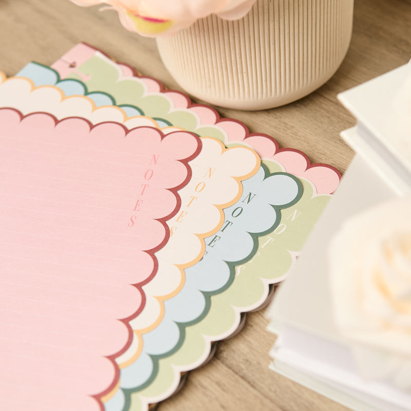 Café Coquette - Scalloped Edge Dotted Lined Classic Filler Paper - 40 Sheets