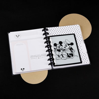 Disney© Modern Mickey Mouse & Minnie Mouse Envelopes - 3 Pack